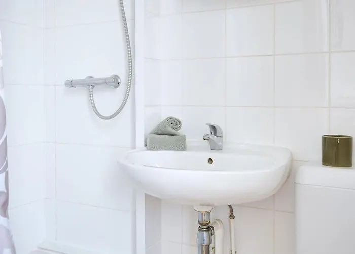 Serenty - Le Marais & Square Du Temple * Parijs